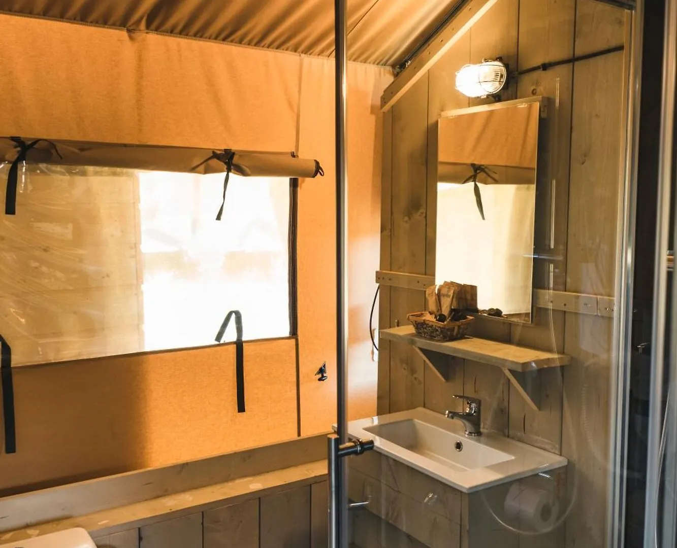 Hotel Glamping Le Tegole Riparbella Italia