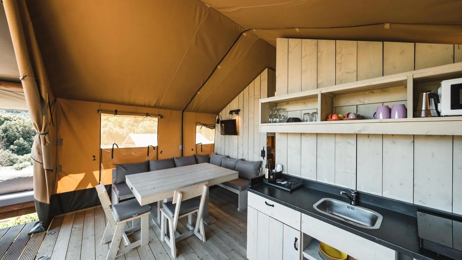 Hotel Glamping Le Tegole Riparbella